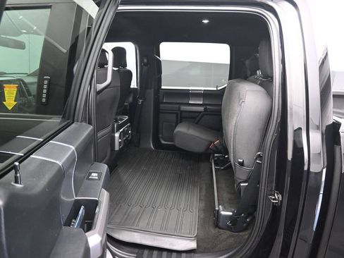 Used 2020 Ford F150 XLT w/ Equipment Group 302A Luxury AWD/4WD image 32