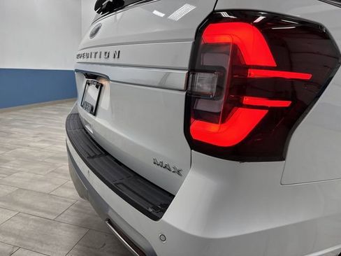 Used 2022 Ford Expedition Max Platinum image 39