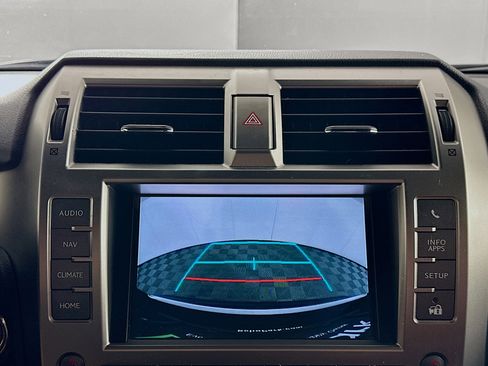 Used 2020 Lexus GX 460 Premium image 23