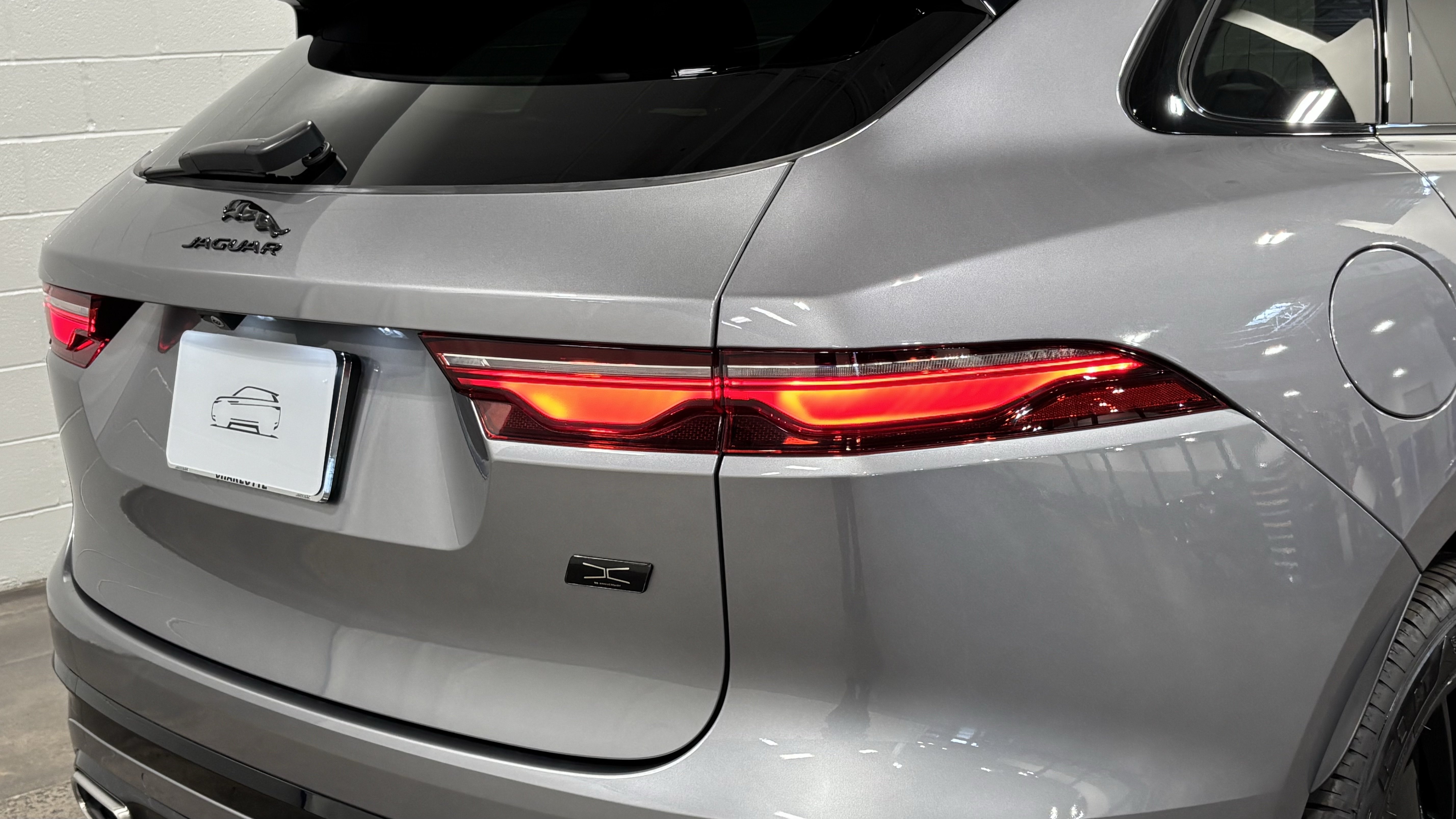 New 2026 Jaguar F-PACE R-Dynamic S AWD/4WD image 20