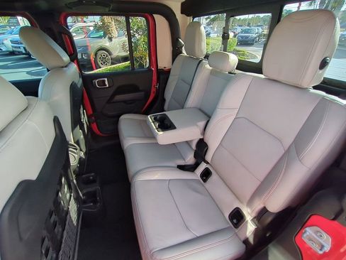 Used 2021 Jeep Gladiator Mojave image 14