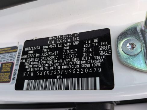 Used 2025 Kia Sportage LX FWD image 35