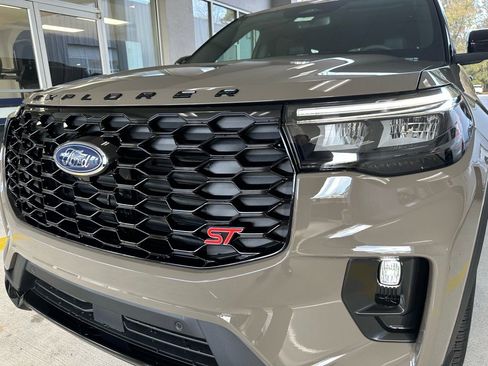 New 2026 Ford Explorer ST w/ Sun And Sound Package image 1