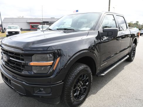 Used 2024 Ford F150 XLT w/ Equipment Group 302A MID image 8