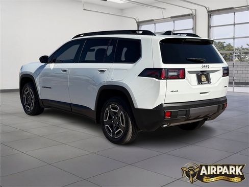 New 2026 Jeep Cherokee Limited image 7