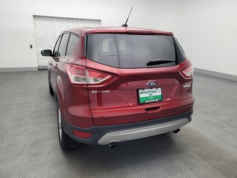 Used 2015 Ford Escape SE image 6