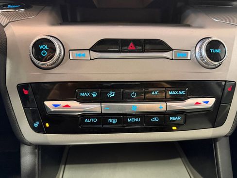 Used 2023 Ford Explorer XLT w/ Equipment Group 202A image 31