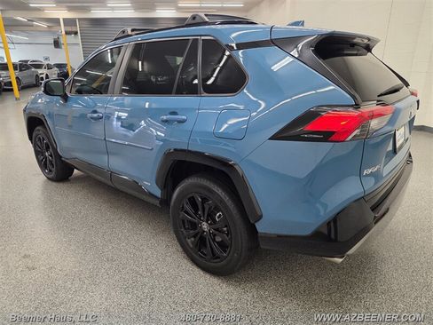 Used 2023 Toyota RAV4 SE w/ Convenience Package AWD/4WD image 5