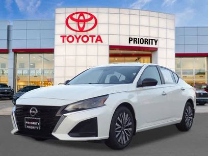 Used 2024 Nissan Altima 2.5 SV