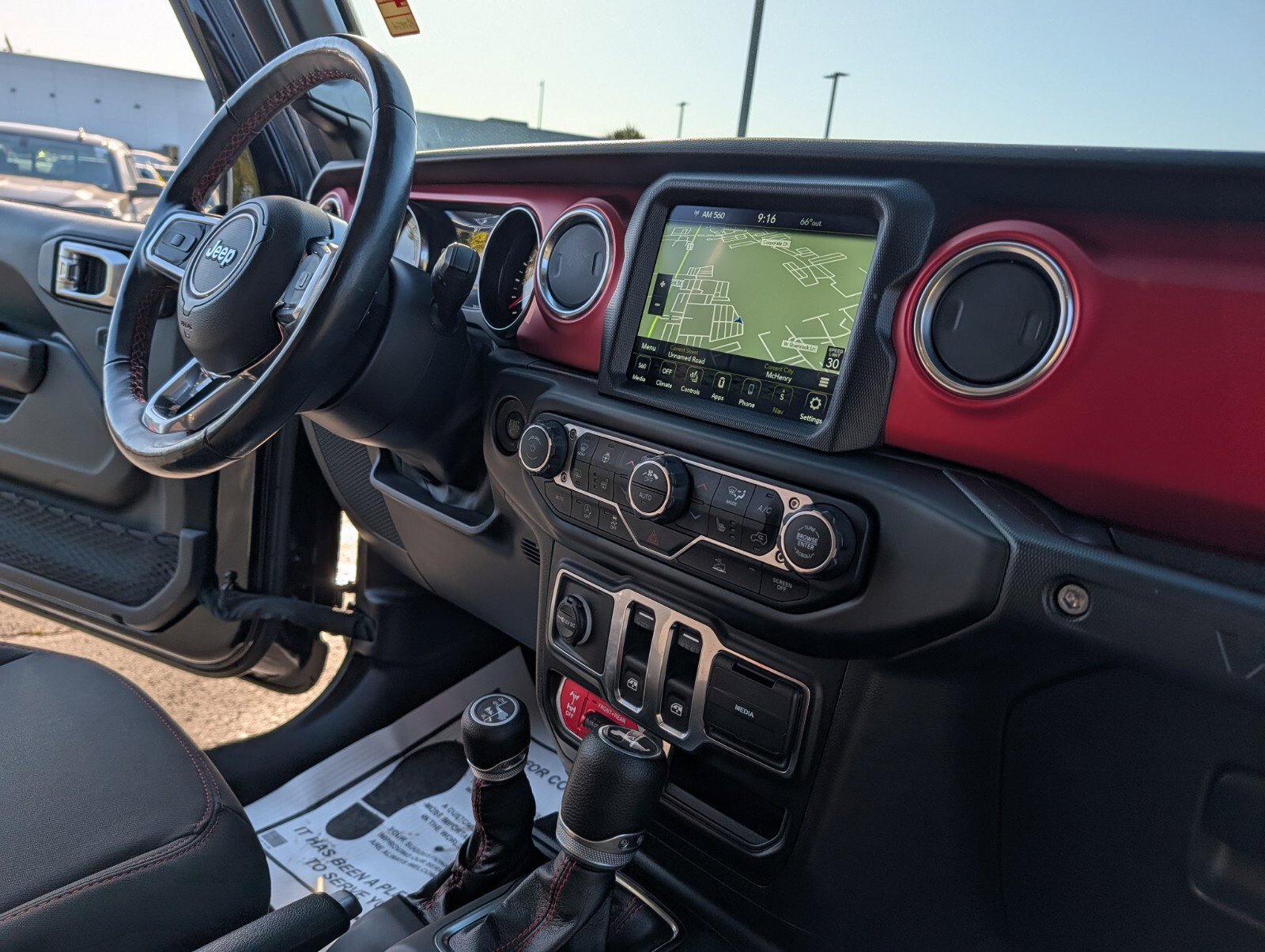 Used 2022 Jeep Wrangler Rubicon w/ Cold Weather Group AWD/4WD image 25