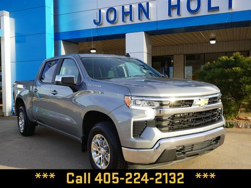 Used 2025 Chevrolet Silverado 1500 LT AWD/4WD image 2