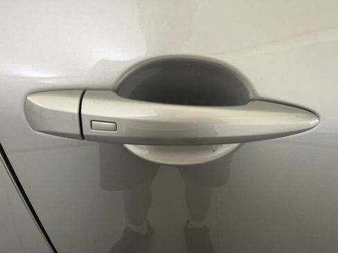 Used 2025 Nissan Rogue Platinum AWD/4WD image 49