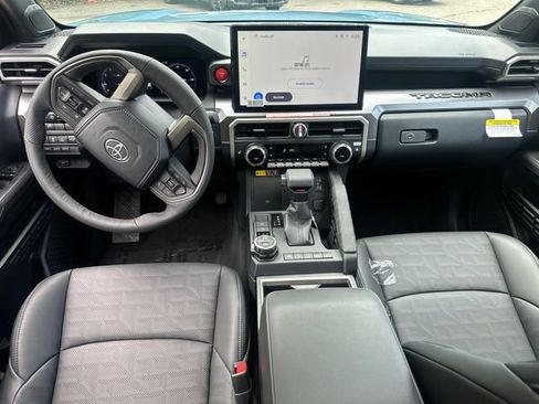 New 2026 Toyota Tacoma TRD Off-Road w/ TRD Off Road Premium Package AWD/4WD image 16