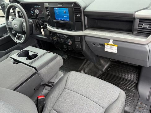 New 2026 Ford F350 XL w/ XL Chrome Package AWD/4WD image 18
