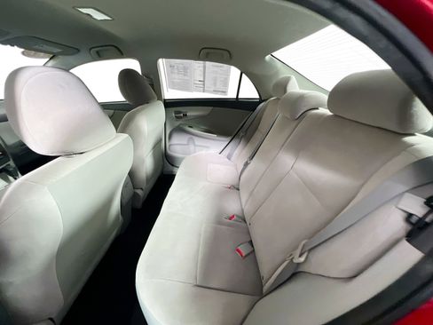 Used 2011 Toyota Corolla LE image 28