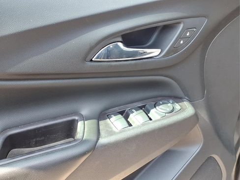 Used 2021 Chevrolet Equinox LT FWD image 15