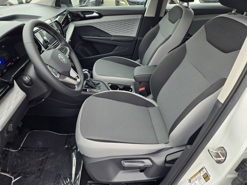 Used 2024 Volkswagen Taos S image 13