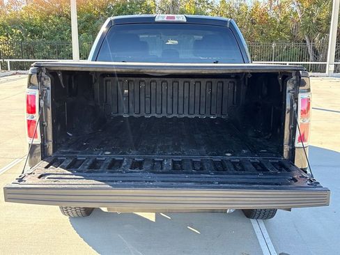 Used 2014 Ford F150 XLT image 29