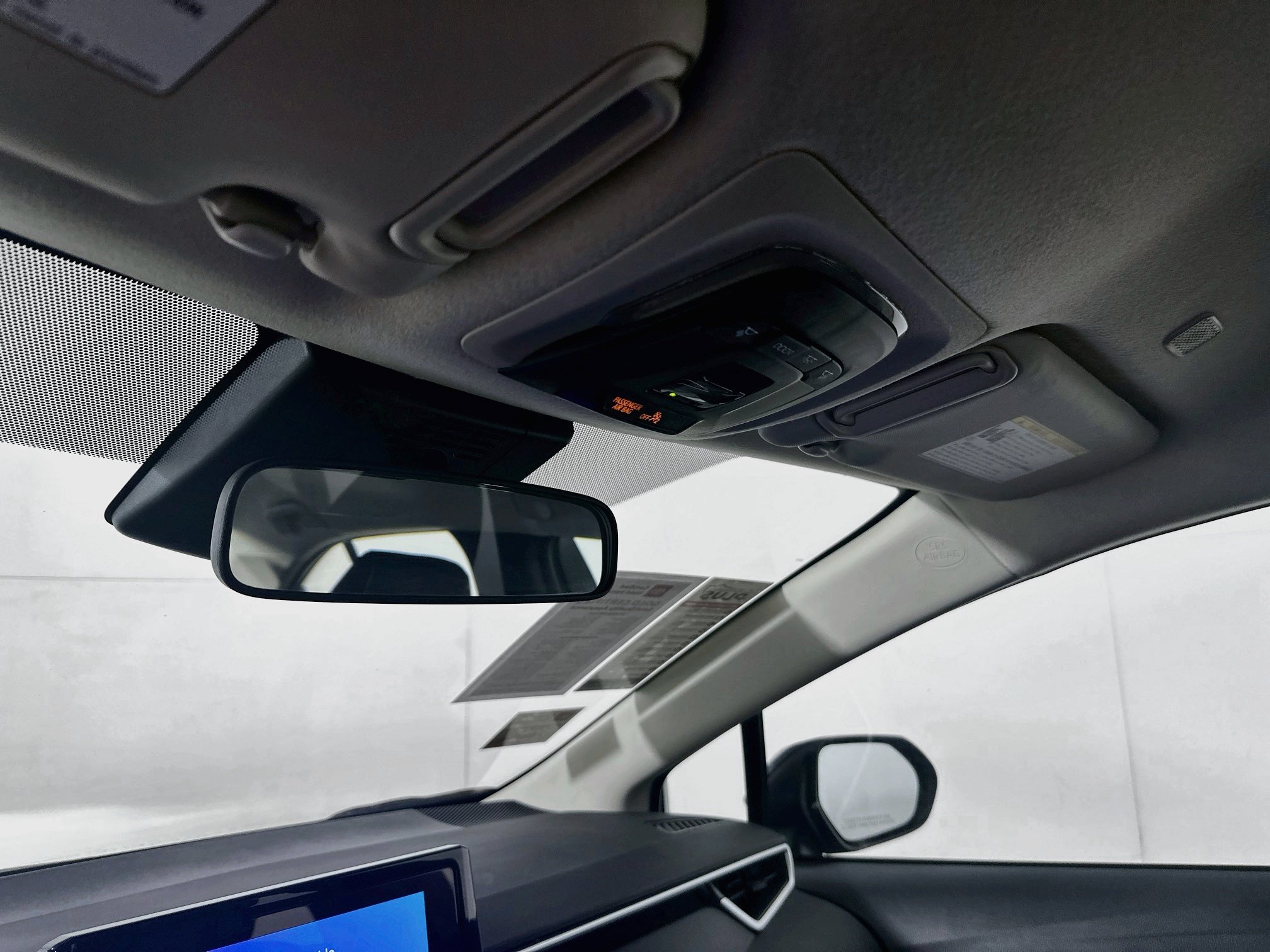 Used 2023 Toyota Corolla LE FWD image 18
