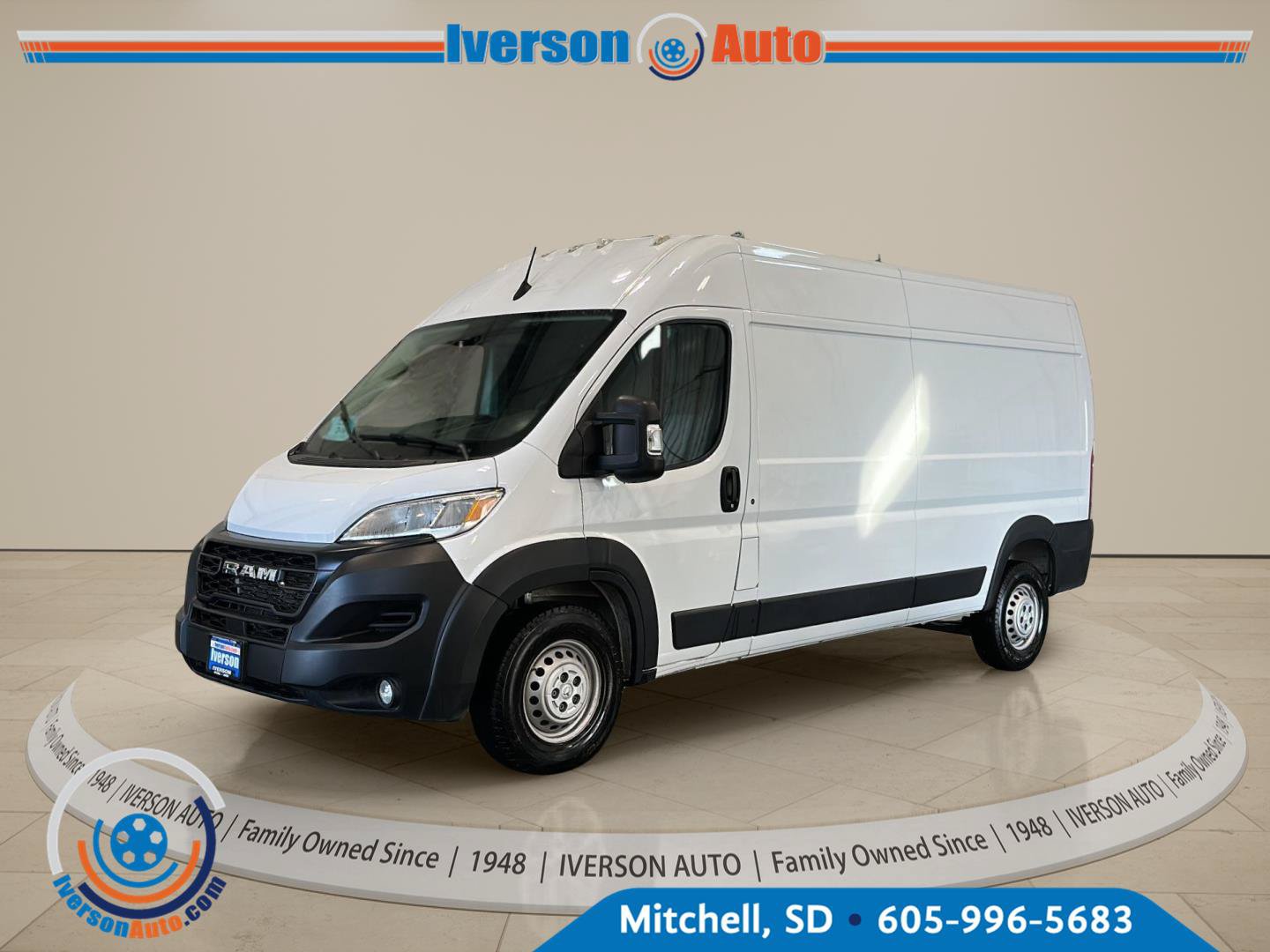 Used 2025 RAM ProMaster 2500 w/ Convenience Group FWD image 3