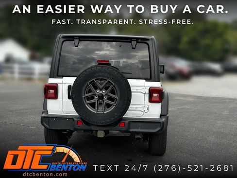 Used 2025 Jeep Wrangler Unlimited Sport AWD/4WD image 6