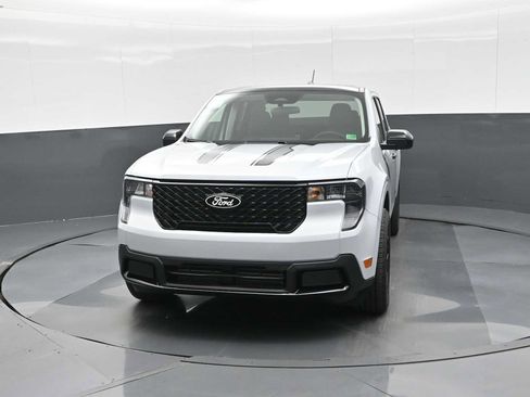New 2025 Ford Maverick XLT w/ XLT Luxury Package image 5