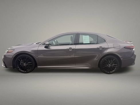 Used 2024 Toyota Camry XSE FWD image 2