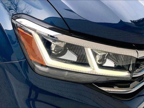 Used 2023 Volkswagen Atlas SEL Premium image 27