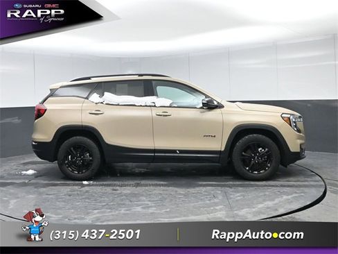 Used 2023 GMC Terrain AT4 image 3