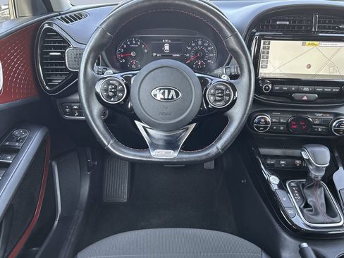 Used 2020 Kia Soul GT-Line Turbo FWD image 14