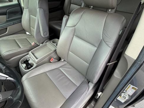 Used 2012 Honda Odyssey Touring image 10