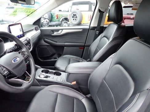 Certified 2022 Ford Escape SEL image 16