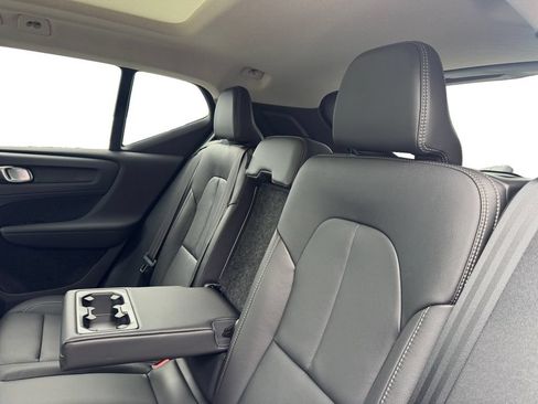 New 2026 Volvo XC40 B5 Core w/ Protection Package Premier AWD/4WD image 25