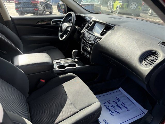 Used 2018 Nissan Pathfinder S AWD/4WD image 39