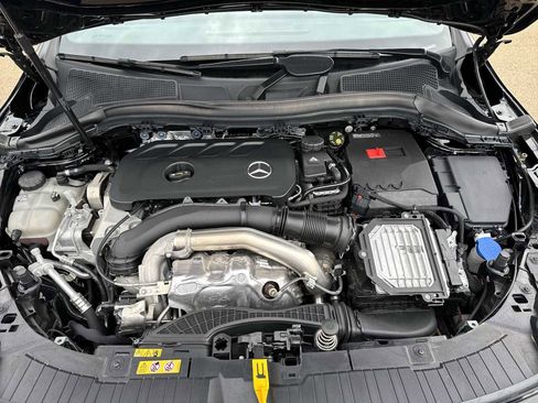 Used 2025 Mercedes-Benz GLA 250 image 13