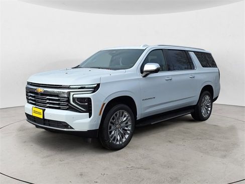 New 2026 Chevrolet Suburban Premier image 1