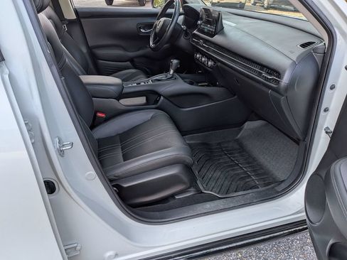 Used 2024 Honda HR-V EX-L image 28