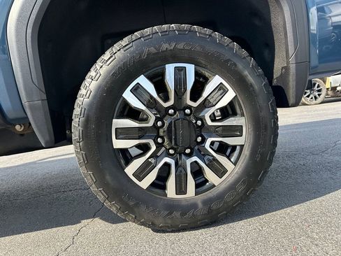 Used 2024 GMC Sierra 2500 Denali Ultimate AWD/4WD image 20
