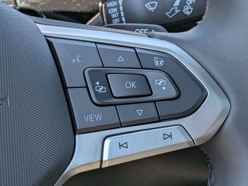 Used 2026 Volkswagen Atlas Cross Sport SEL Premium R-Line AWD/4WD image 18