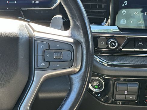 Used 2022 Chevrolet Silverado 1500 ZR2 image 21