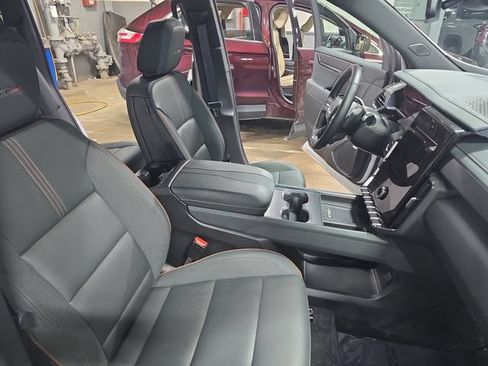 Used 2024 GMC Acadia AT4 w/ Luxury Package AWD/4WD image 14