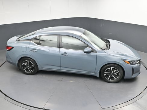 Used 2024 Nissan Sentra SV image 31