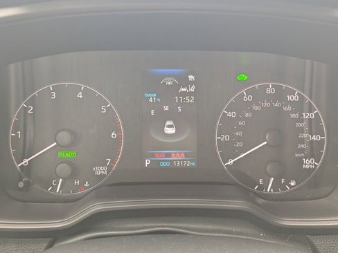 Used 2025 Toyota Corolla LE image 23