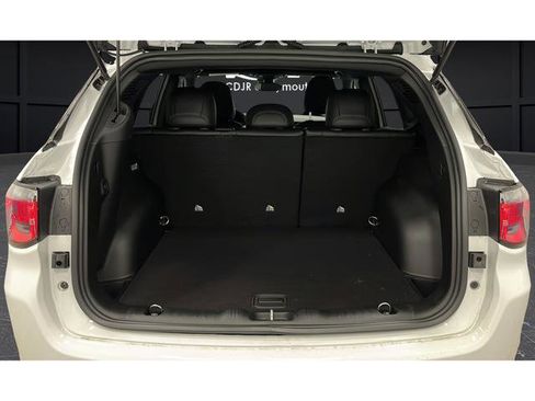 New 2026 Jeep Compass Latitude AWD/4WD image 26
