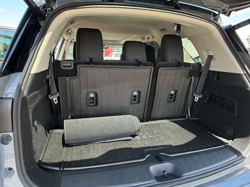 New 2026 Nissan Pathfinder Platinum AWD/4WD image 13