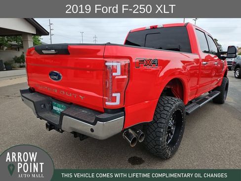 Used 2019 Ford F250 XLT w/ XLT Premium Package AWD/4WD image 11