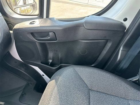 New 2024 RAM ProMaster 3500 w/ Convenience Group image 20