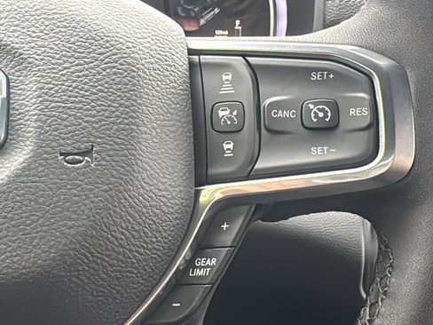 New 2026 RAM 5500 4x4 Crew Cab w/ Laramie Trim Package image 19