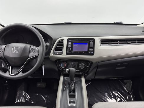 Used 2022 Honda HR-V LX image 25