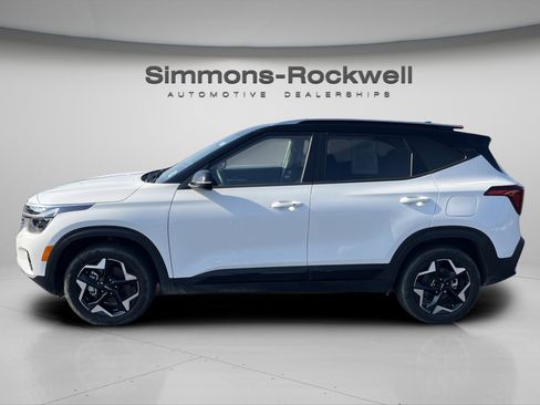 Used 2025 Kia Seltos S AWD/4WD image 2